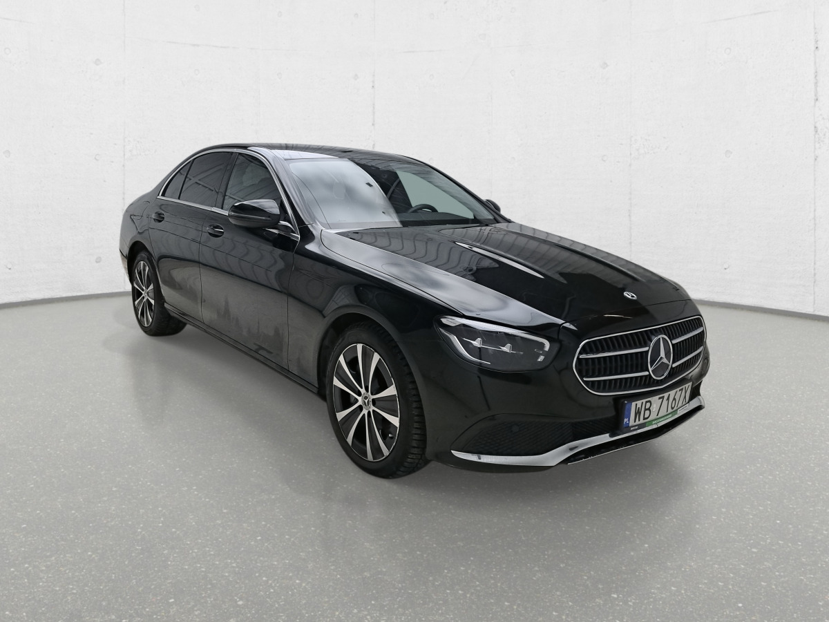 MERCEDES BENZ E350e SEDAN - סדאן: תמונה 2 MERCEDES BENZ E350e SEDAN - סדאן: תמונה 2