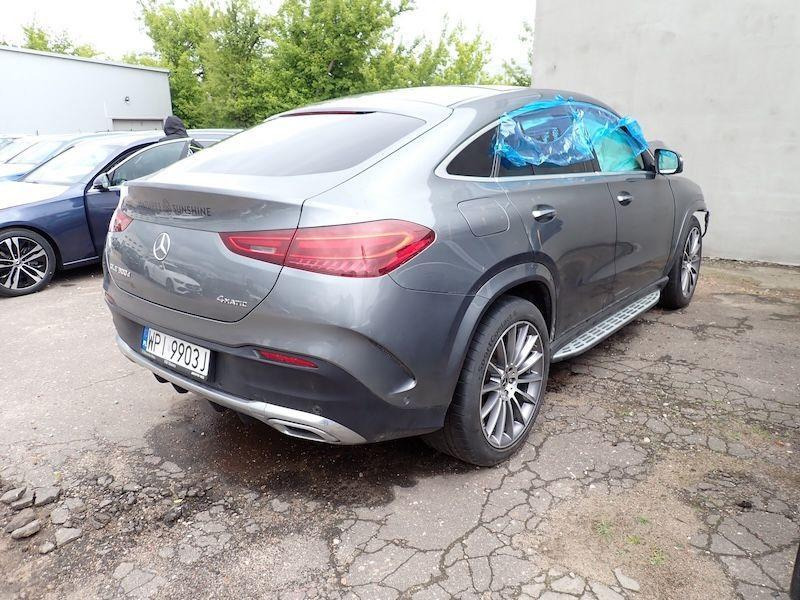 MERCEDES BENZ GLE SEDAN - סדאן: תמונה 3 MERCEDES BENZ GLE SEDAN - סדאן: תמונה 3