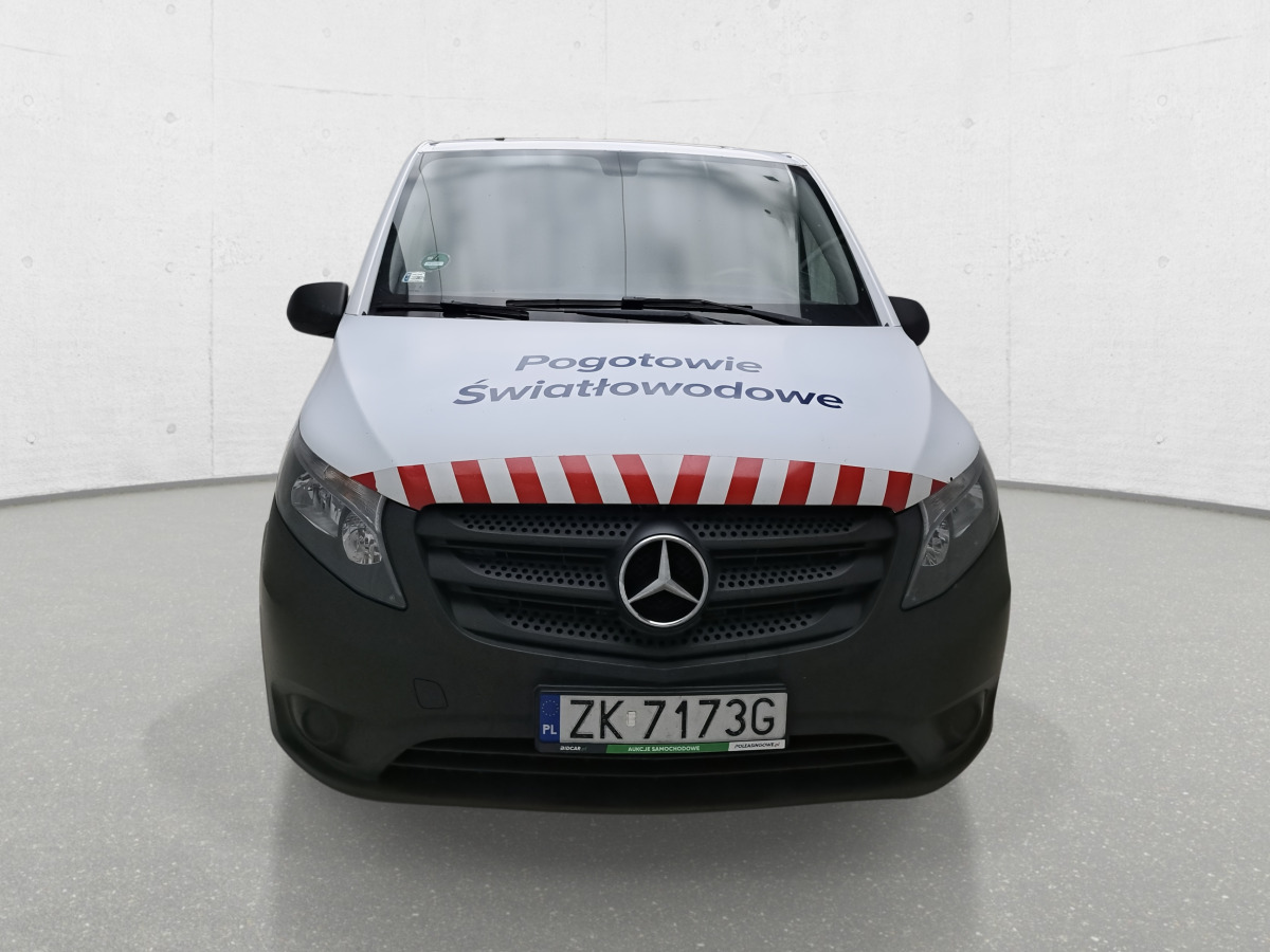 MERCEDES BENZ VITO VAN - כלי רכב מסחרי עם לוח: תמונה 3 MERCEDES BENZ VITO VAN - כלי רכב מסחרי עם לוח: תמונה 3
