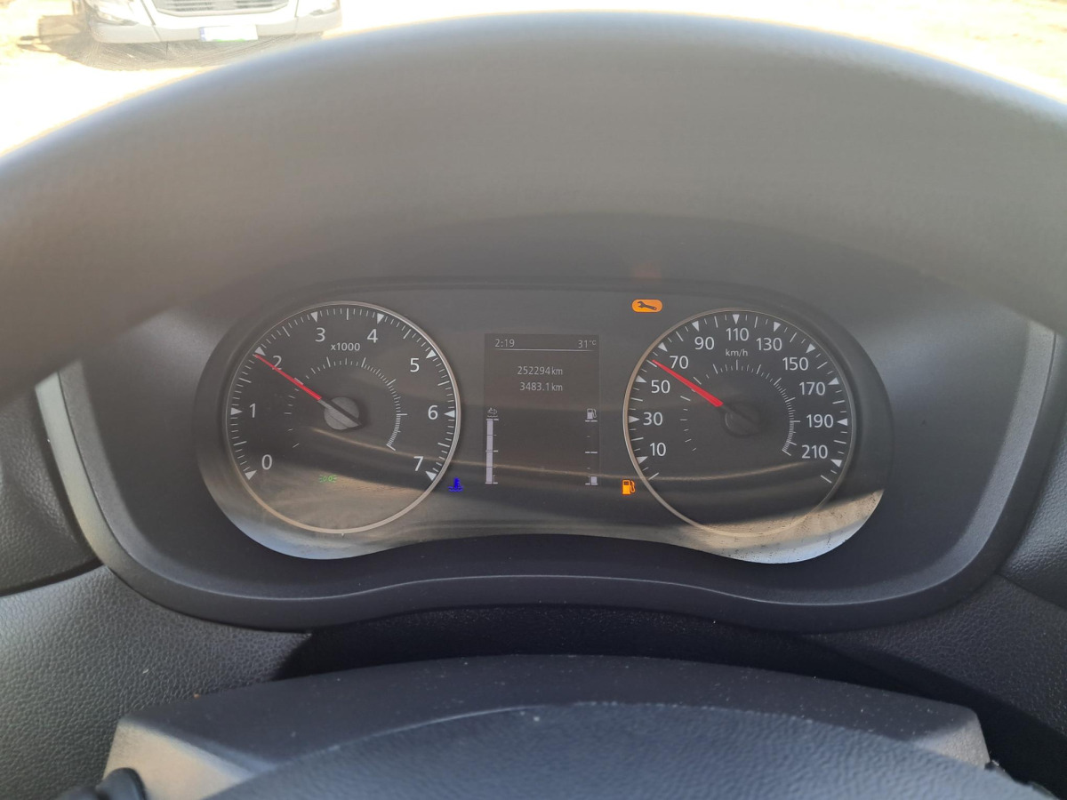 כלי רכב מסחרי עם וילונות צד RENAULT Master PLANDEKA Z WINDĄ: תמונה 9