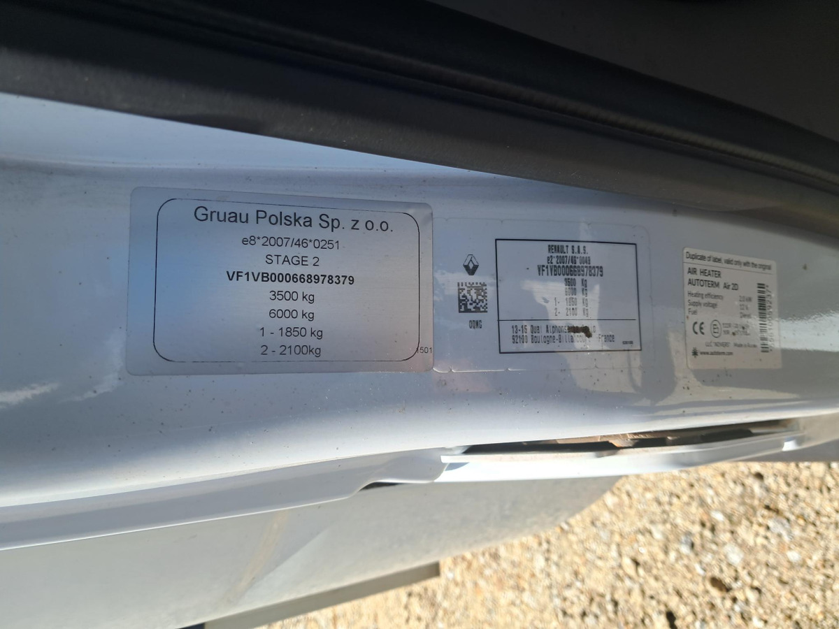 כלי רכב מסחרי עם וילונות צד RENAULT Master PLANDEKA Z WINDĄ: תמונה 12