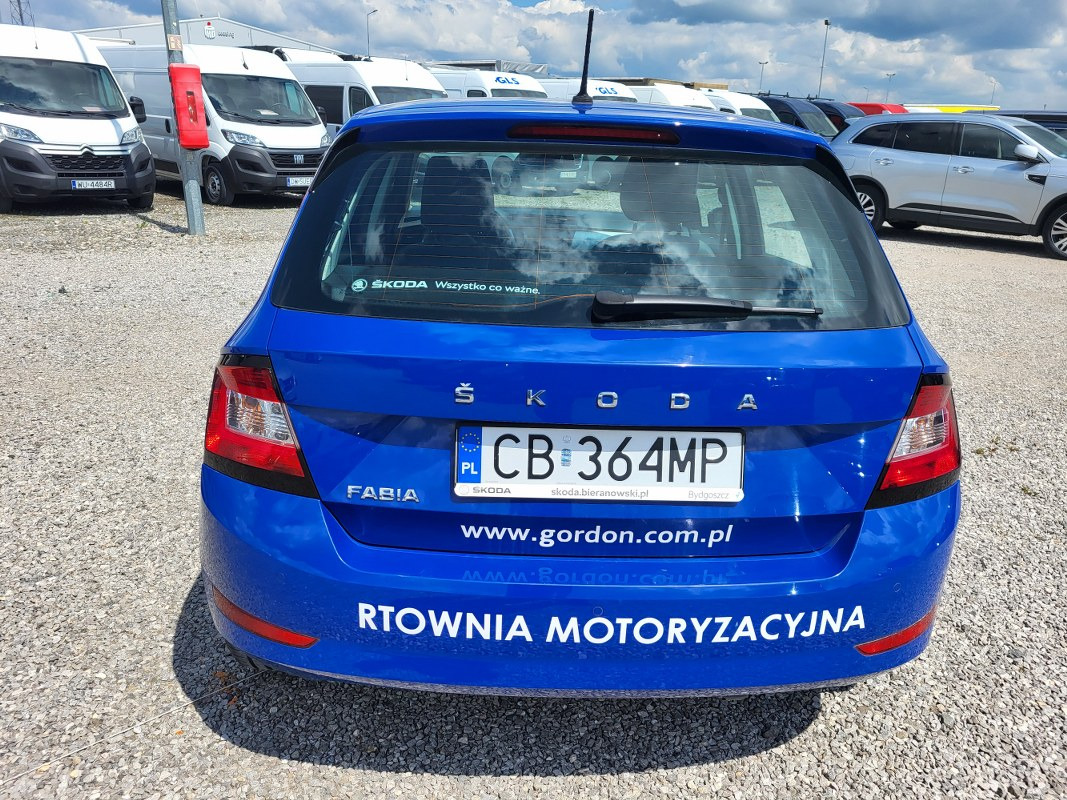 SKODA FABIA HATCHBACK - האצ'בק: תמונה 5 SKODA FABIA HATCHBACK - האצ'בק: תמונה 5