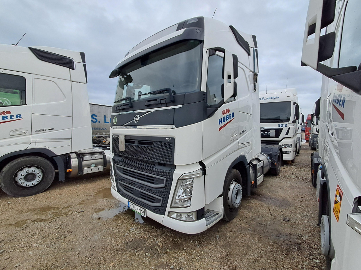VOLVO FH 460 CIĄGNIK SIODŁOWY - יחידת טרקטור: תמונה 3 VOLVO FH 460 CIĄGNIK SIODŁOWY - יחידת טרקטור: תמונה 3