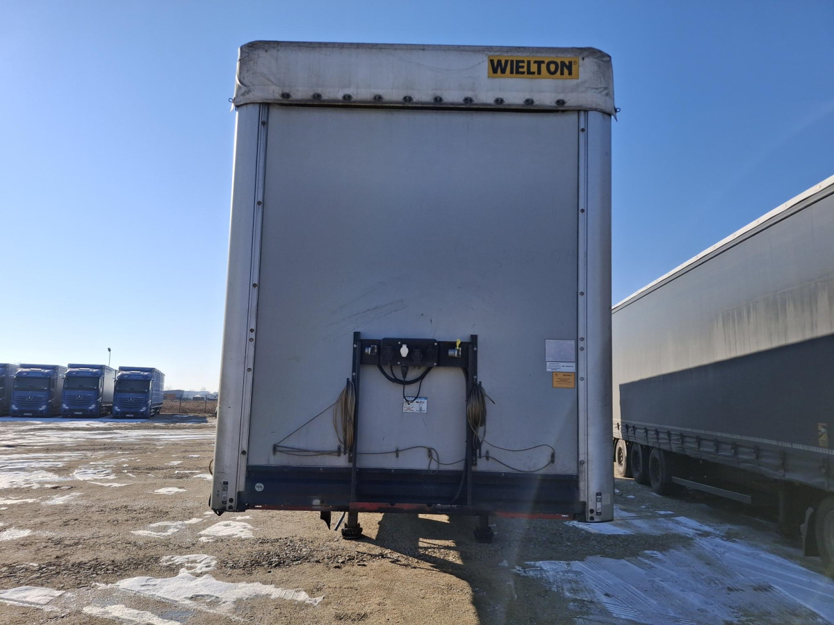 WIELTON NS3K KURTYNOWA - קרון נגרר עם וילונות צד: תמונה 2 WIELTON NS3K KURTYNOWA - קרון נגרר עם וילונות צד: תמונה 2