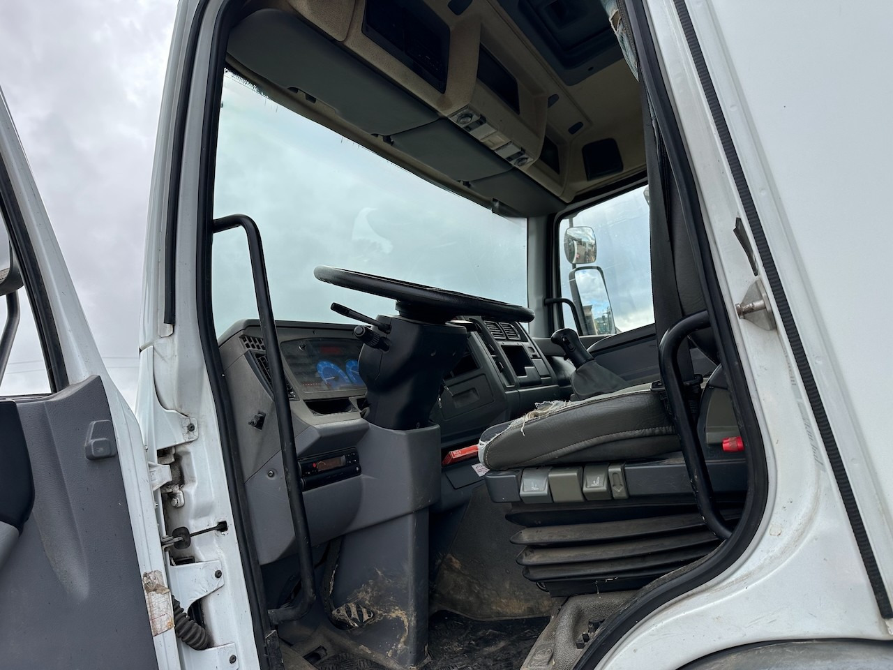 משאית הרמת וו RENAULT KERAX 370 DCI: תמונה 6