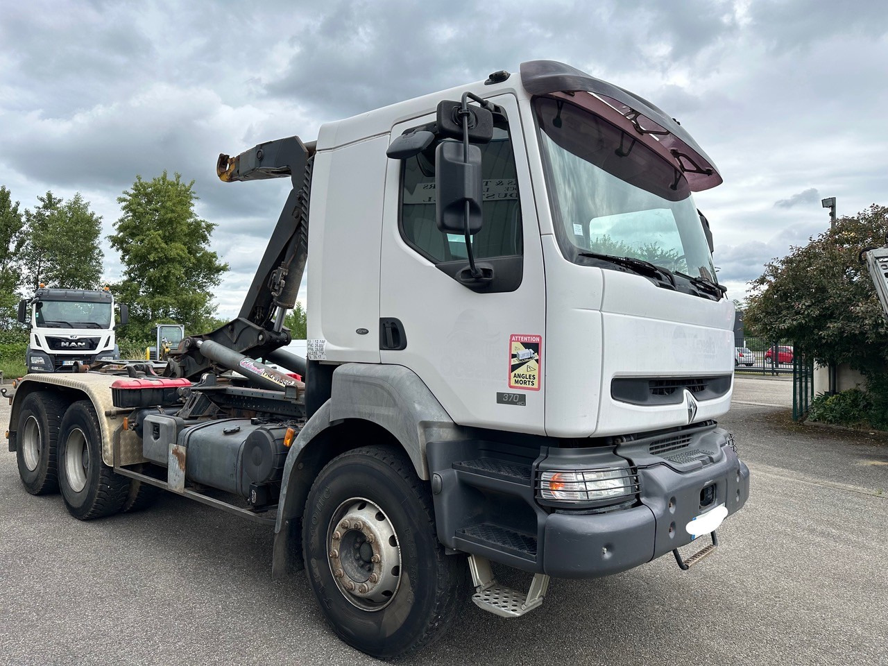 RENAULT KERAX 370 DCI - משאית הרמת וו: תמונה 4 RENAULT KERAX 370 DCI - משאית הרמת וו: תמונה 4