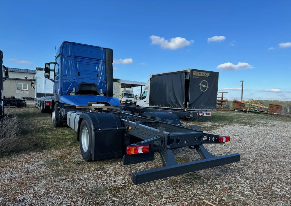 Mercedes-Benz Actros 1824 L podwozie do zabudowy - משאית עם שלדת תא: תמונה 3 Mercedes-Benz Actros 1824 L podwozie do zabudowy - משאית עם שלדת תא: תמונה 3