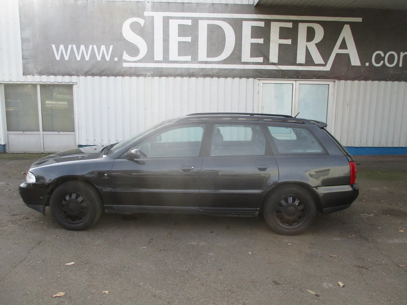 Audi A4 Avant 1.9 tdi , S-Line , Manual , Airco , EXPORT - מכונית: תמונה 2 Audi A4 Avant 1.9 tdi , S-Line , Manual , Airco , EXPORT - מכונית: תמונה 2