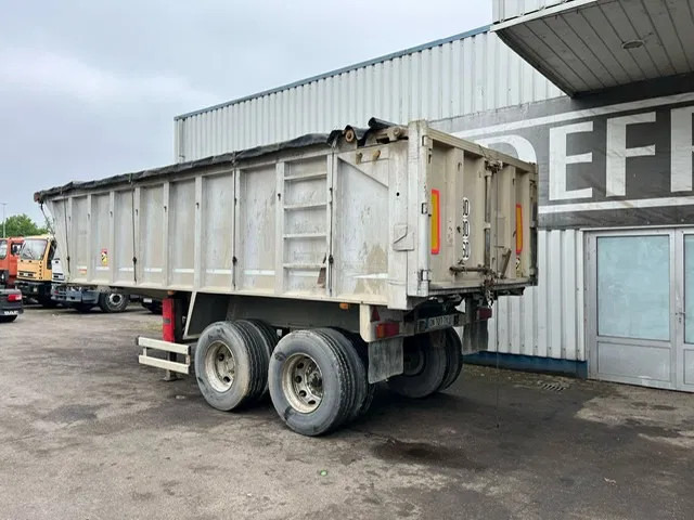 Benalu 2 Axle , 8 Tyres , Alu Tipper , Spring Suspension , Drum Brakes - סמיטריילר עם מזהיר: תמונה 2 Benalu 2 Axle , 8 Tyres , Alu Tipper , Spring Suspension , Drum Brakes - סמיטריילר עם מזהיר: תמונה 2