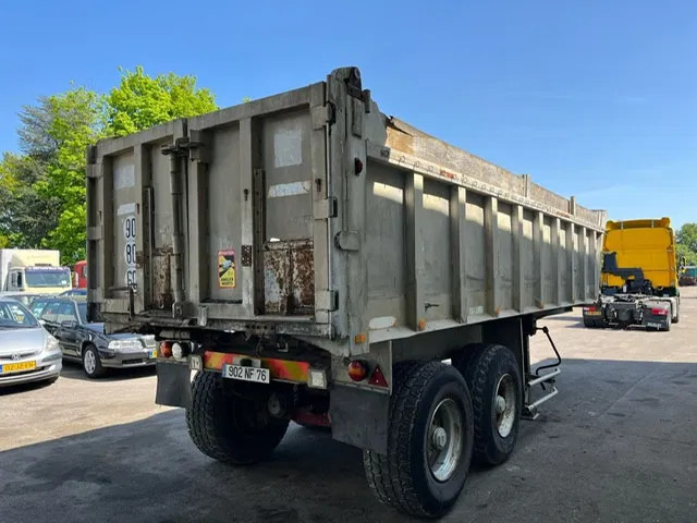 Benalu 2 Axle Alu Tipper , Spring Suspension , Drum Brakes, Fruehauf Axles - סמיטריילר עם מזהיר: תמונה 2 Benalu 2 Axle Alu Tipper , Spring Suspension , Drum Brakes, Fruehauf Axles - סמיטריילר עם מזהיר: תמונה 2
