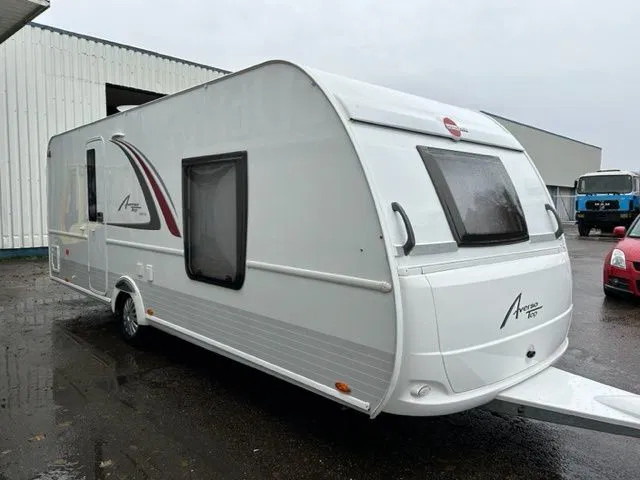 Bürstner Averso Top 545 TS - קרוואן נגרר: תמונה 4 Bürstner Averso Top 545 TS - קרוואן נגרר: תמונה 4