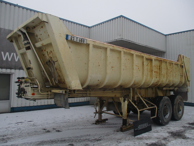 Fruehauf 2 Axle ,Steel Tipper , Drum Brakes , Spring suspension - סמיטריילר עם מזהיר: תמונה 1 Fruehauf 2 Axle ,Steel Tipper , Drum Brakes , Spring suspension - סמיטריילר עם מזהיר: תמונה 1