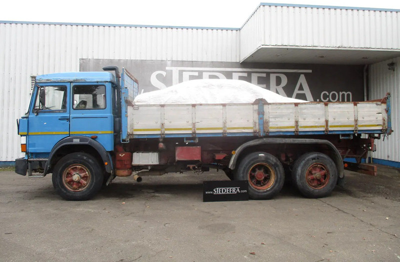Iveco Turbostar 190-30 , Manual , V8 , 3 way tipper , Spring suspension , 6x2 - מזהיר: תמונה 2 Iveco Turbostar 190-30 , Manual , V8 , 3 way tipper , Spring suspension , 6x2 - מזהיר: תמונה 2