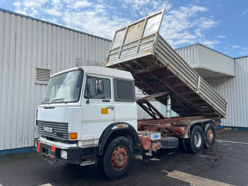 Iveco Turbostar 190-38 , 6x2 , V8 Watercooling , 3 Way Tipper , Spring Suspension , Manual - מזהיר: תמונה 1 Iveco Turbostar 190-38 , 6x2 , V8 Watercooling , 3 Way Tipper , Spring Suspension , Manual - מזהיר: תמונה 1