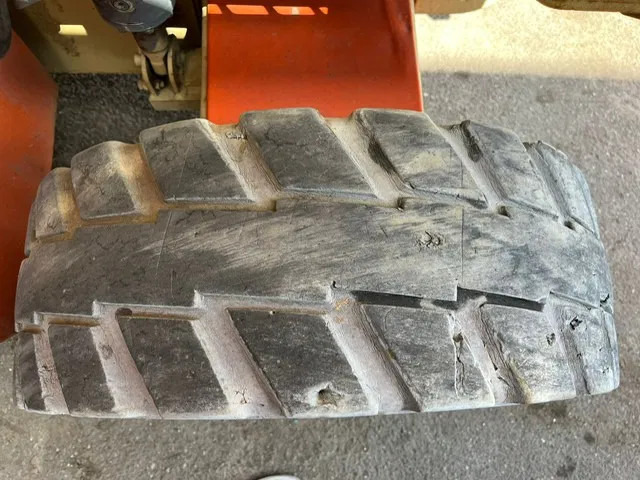 מעלית מספריים JLG M4069 , Electric Scissorlift , Missing Upper Contoller, Working NOT Tested !!: תמונה 18