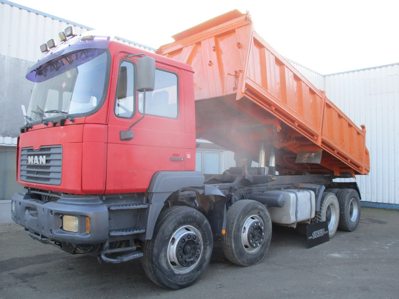 MAN 35.414 , 8x4 , ZF Manual , EURO 3 , 3 way tipper , Spring suspension - מזהיר: תמונה 1 MAN 35.414 , 8x4 , ZF Manual , EURO 3 , 3 way tipper , Spring suspension - מזהיר: תמונה 1