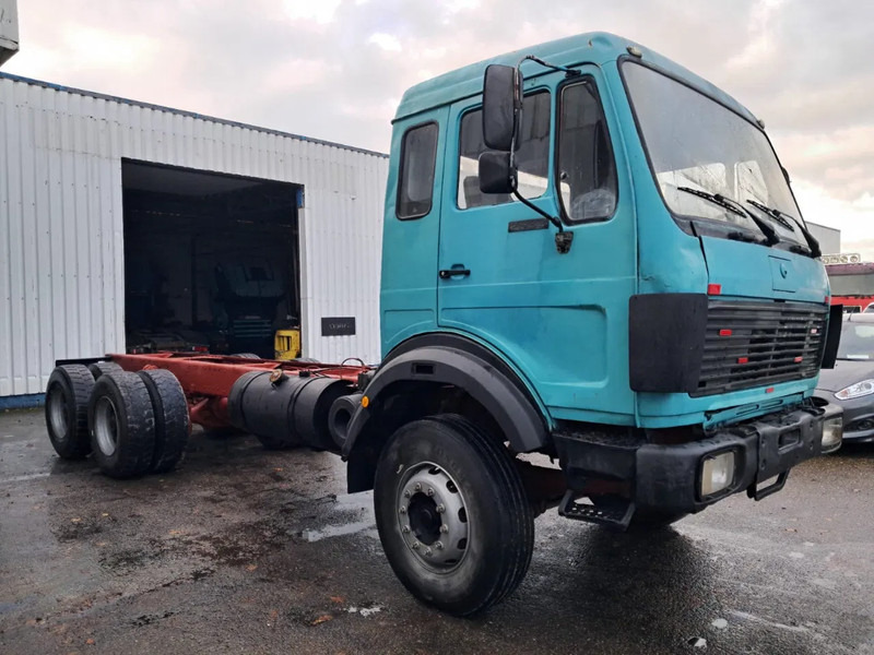 Mercedes-Benz 2635 , V8 Bi-Turbo ,6x4 , Spring suspension , ZF Manual - משאית עם שלדת תא: תמונה 4 Mercedes-Benz 2635 , V8 Bi-Turbo ,6x4 , Spring suspension , ZF Manual - משאית עם שלדת תא: תמונה 4