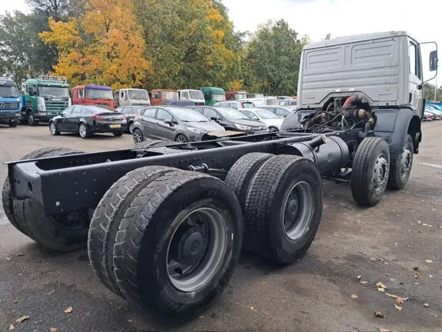 Mercedes-Benz 3235SK / 3535SK , 8x4, V8 BiTurbo, ZF Manual , Spring Suspension - משאית עם שלדת תא: תמונה 3 Mercedes-Benz 3235SK / 3535SK , 8x4, V8 BiTurbo, ZF Manual , Spring Suspension - משאית עם שלדת תא: תמונה 3