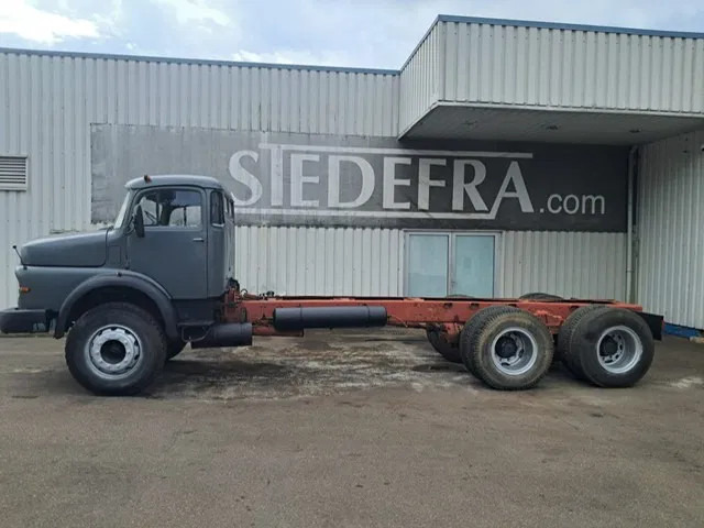 Mercedes-Benz LK 2624 , 6x4 , Manual , Spring suspension - משאית עם שלדת תא: תמונה 2 Mercedes-Benz LK 2624 , 6x4 , Manual , Spring suspension - משאית עם שלדת תא: תמונה 2