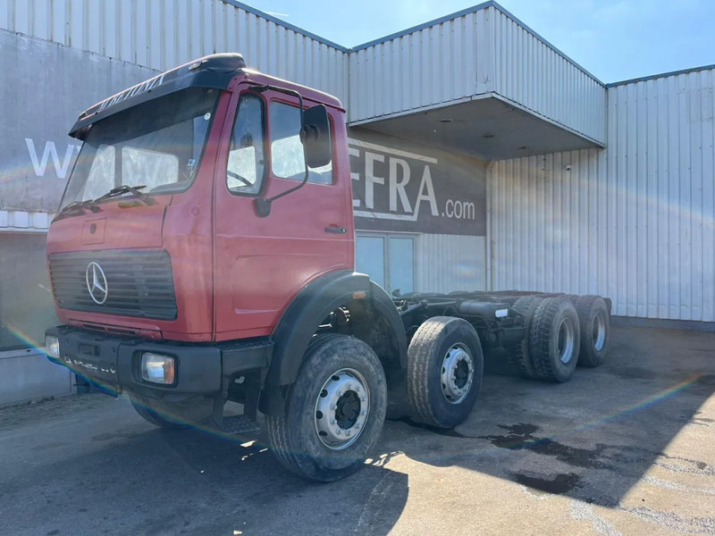 Mercedes-Benz NG 3228 , V8 , 8x4 , Manual , Spring suspension - משאית עם שלדת תא: תמונה 1 Mercedes-Benz NG 3228 , V8 , 8x4 , Manual , Spring suspension - משאית עם שלדת תא: תמונה 1