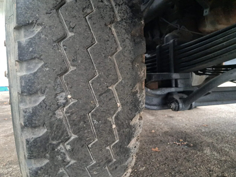 משאית עם שלדת תא Mercedes-Benz SK 3535 ,V8 Biturbo , 8x4 ,ZF Manual , Spring Suspension: תמונה 19 משאית עם שלדת תא Mercedes-Benz SK 3535 ,V8 Biturbo , 8x4 ,ZF Manual , Spring Suspension: תמונה 19