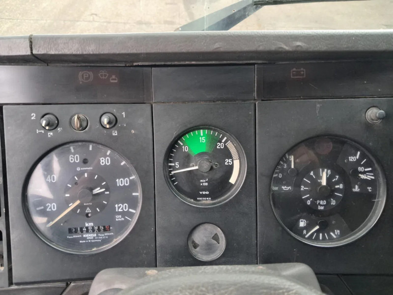 משאית עם שלדת תא Mercedes-Benz SK 3535 ,V8 Biturbo , 8x4 ,ZF Manual , Spring Suspension: תמונה 12 משאית עם שלדת תא Mercedes-Benz SK 3535 ,V8 Biturbo , 8x4 ,ZF Manual , Spring Suspension: תמונה 12