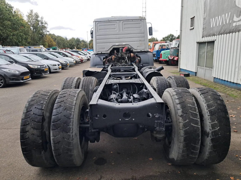 משאית עם שלדת תא Mercedes-Benz SK 3535 ,V8 Biturbo , 8x4 ,ZF Manual , Spring Suspension: תמונה 7 משאית עם שלדת תא Mercedes-Benz SK 3535 ,V8 Biturbo , 8x4 ,ZF Manual , Spring Suspension: תמונה 7