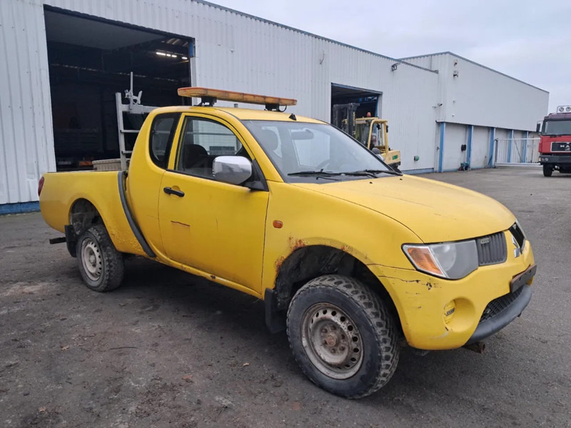 Mitsubishi L200 , 4x4 , 2.5 Di-D , NOT RUNNING !!!, FOR PARTS !!!! - מכונית: תמונה 4 Mitsubishi L200 , 4x4 , 2.5 Di-D , NOT RUNNING !!!, FOR PARTS !!!! - מכונית: תמונה 4