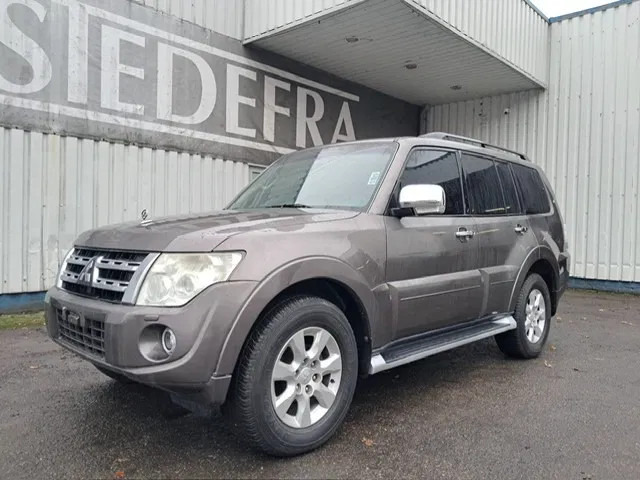 Mitsubishi Pajero GLS 3.5 - V6 , 4x4 , 7 Pers. , Full option - מכונית: תמונה 1 Mitsubishi Pajero GLS 3.5 - V6 , 4x4 , 7 Pers. , Full option - מכונית: תמונה 1