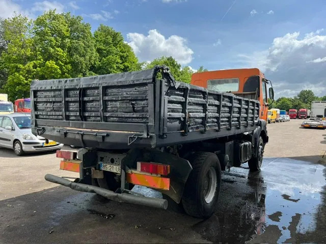 Renault Kerax 270 DCI , Manual , 3 way tipper , Spring suspension - מזהיר: תמונה 3 Renault Kerax 270 DCI , Manual , 3 way tipper , Spring suspension - מזהיר: תמונה 3