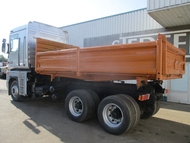 Renault Magnum AE 385 TI , 6x4, 3 Way Tipper ,Manual , Airco ,Spring suspension - מזהיר: תמונה 5 Renault Magnum AE 385 TI , 6x4, 3 Way Tipper ,Manual , Airco ,Spring suspension - מזהיר: תמונה 5