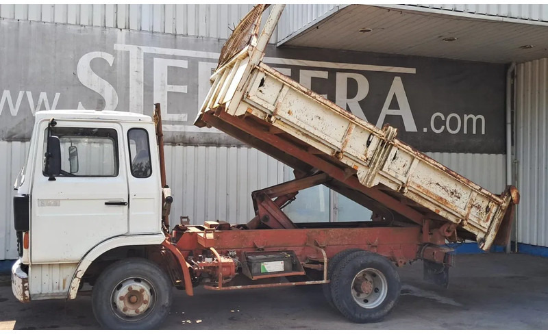 Renault Midliner S 130 , 6 Cylinder , 3 Way Tipper , Spring suspensiom - מזהיר: תמונה 2 Renault Midliner S 130 , 6 Cylinder , 3 Way Tipper , Spring suspensiom - מזהיר: תמונה 2