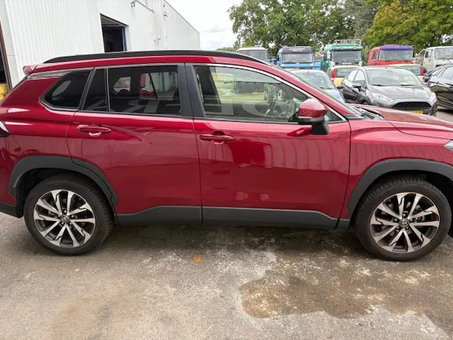 Toyota Corolla Cross Hybrid 140 Dynamic - SUV: תמונה 5 Toyota Corolla Cross Hybrid 140 Dynamic - SUV: תמונה 5