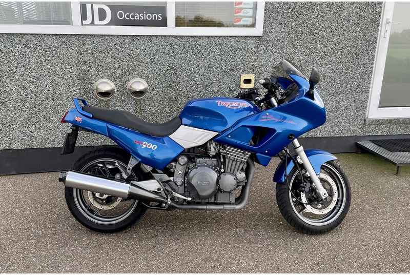 Triumph SPRINT 900 - אופנוע: תמונה 1 Triumph SPRINT 900 - אופנוע: תמונה 1