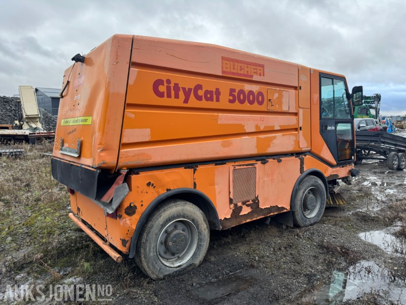 1900 Andre Bucher CC5000 sopebil - ציוד בנייה: תמונה 3 1900 Andre Bucher CC5000 sopebil - ציוד בנייה: תמונה 3