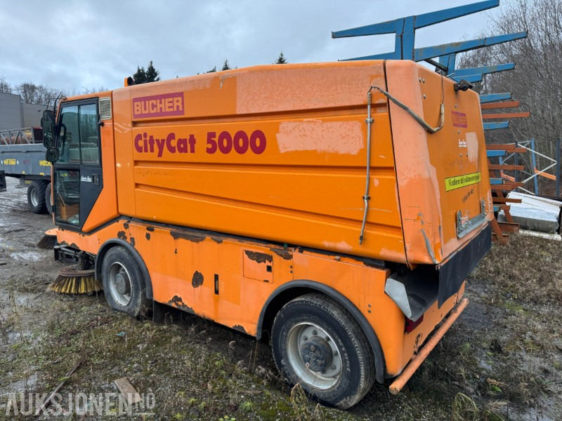 1900 Andre Bucher CC5000 sopebil - ציוד בנייה: תמונה 4 1900 Andre Bucher CC5000 sopebil - ציוד בנייה: תמונה 4