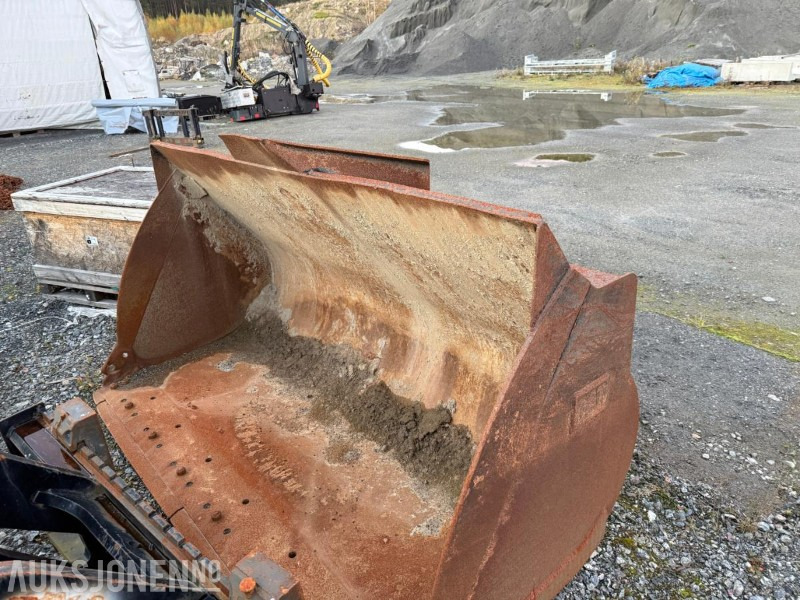 1900 Skuffe m/Cat kopling - צרופה עבור מכונת בנייה: תמונה 3 1900 Skuffe m/Cat kopling - צרופה עבור מכונת בנייה: תמונה 3