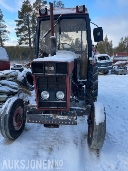 1985 CASE IH 685 - טרקטור חקלאי: תמונה 1 1985 CASE IH 685 - טרקטור חקלאי: תמונה 1