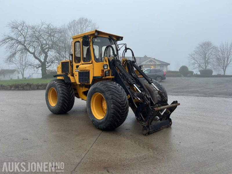 1988 VOLVO BM L30 HJULLASTER, SENTRALSMØRING, VEKTSYSTEM - מעמיס גלגלים: תמונה 3 1988 VOLVO BM L30 HJULLASTER, SENTRALSMØRING, VEKTSYSTEM - מעמיס גלגלים: תמונה 3