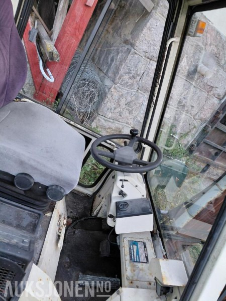 1993 Nissan RGH02A30U gaffeltruck - ציוד לטיפול בחומרים: תמונה 4 1993 Nissan RGH02A30U gaffeltruck - ציוד לטיפול בחומרים: תמונה 4