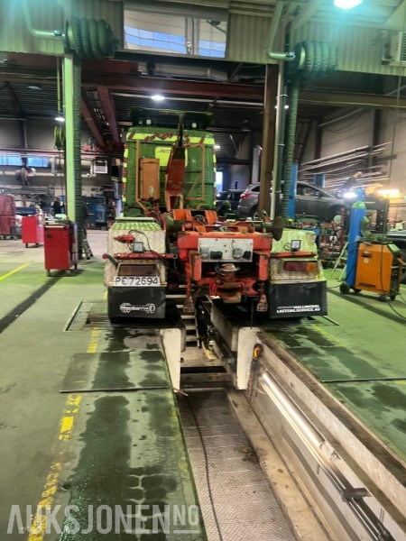 1993 Scania R-serie 143 450 Topliner med krokløft EU OK 11.2026 - משאית הרמת וו: תמונה 3 1993 Scania R-serie 143 450 Topliner med krokløft EU OK 11.2026 - משאית הרמת וו: תמונה 3