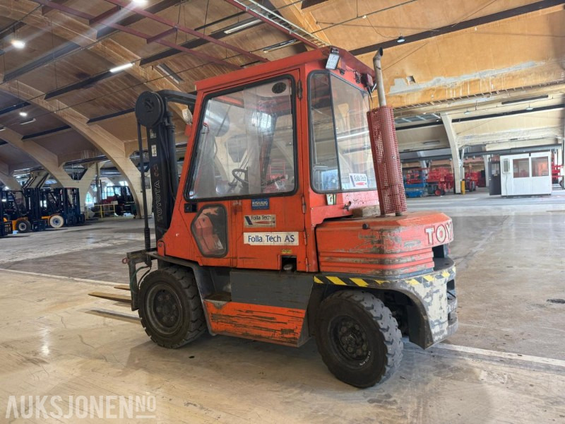 1993 Toyota 35•45 gaffeltruck. - ציוד לטיפול בחומרים: תמונה 5 1993 Toyota 35•45 gaffeltruck. - ציוד לטיפול בחומרים: תמונה 5