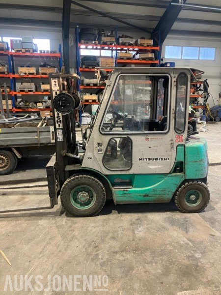 1994 Mitsubishi FD- 20/Cap, gaffeltruck - ציוד לטיפול בחומרים: תמונה 2 1994 Mitsubishi FD- 20/Cap, gaffeltruck - ציוד לטיפול בחומרים: תמונה 2