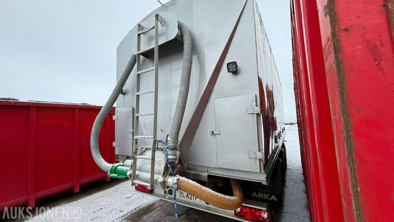 1996 ATKA RSP 24 trippelkjerre med Hillevåg tipp bulktank 6 kammers - קרון נגרר עם מכל: תמונה 4 1996 ATKA RSP 24 trippelkjerre med Hillevåg tipp bulktank 6 kammers - קרון נגרר עם מכל: תמונה 4