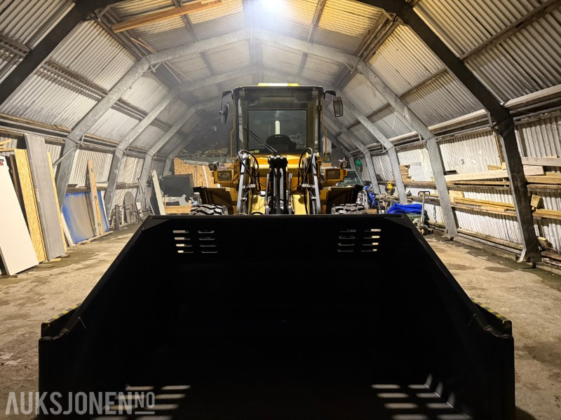 1996 Volvo L70C - Klappvinge - Sentralsmøring - 18 290t - מעמיס גלגלים: תמונה 2 1996 Volvo L70C - Klappvinge - Sentralsmøring - 18 290t - מעמיס גלגלים: תמונה 2