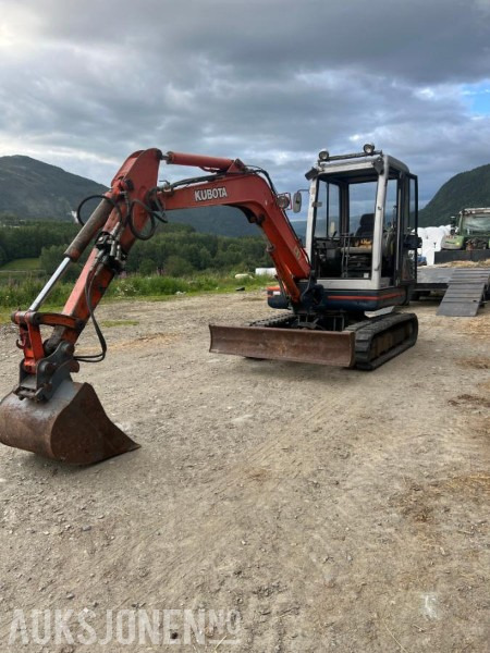 1997 Kubota KX 121-2 gravemaskin med 2 skuffer og klype - מחפר: תמונה 2 1997 Kubota KX 121-2 gravemaskin med 2 skuffer og klype - מחפר: תמונה 2