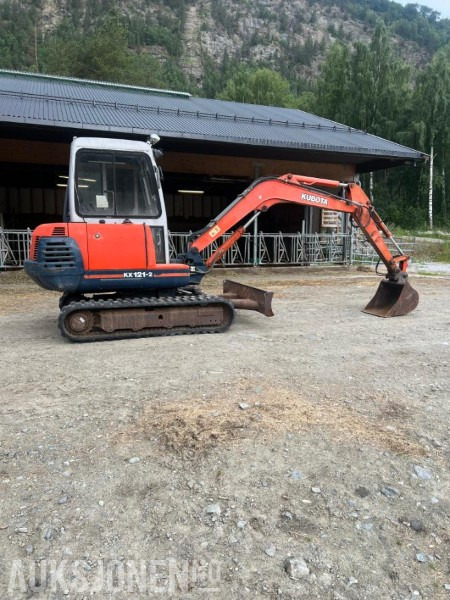 1997 Kubota KX 121-2 gravemaskin med 2 skuffer og klype - מחפר: תמונה 5 1997 Kubota KX 121-2 gravemaskin med 2 skuffer og klype - מחפר: תמונה 5