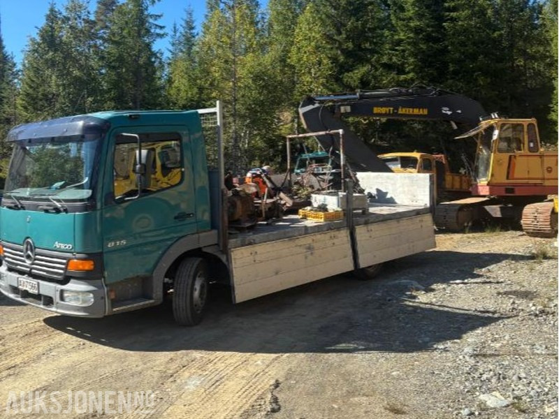 1998 Mercedes-Benz Atego 815/36 - משאית צד נופל/ שטוחה: תמונה 3 1998 Mercedes-Benz Atego 815/36 - משאית צד נופל/ שטוחה: תמונה 3