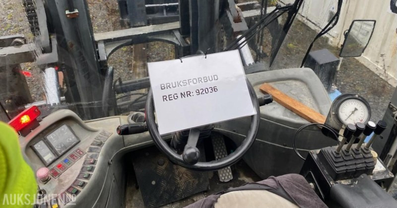 1999 SMV SL25 - 1200A Terminal truck - ציוד לטיפול בחומרים: תמונה 5 1999 SMV SL25 - 1200A Terminal truck - ציוד לטיפול בחומרים: תמונה 5