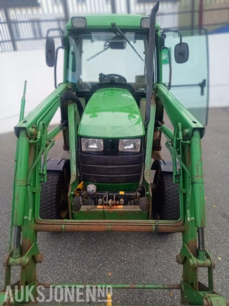 2000 John Deere JD4400 Frontlaster Skuffe Vikplog - טרקטור חקלאי: תמונה 3 2000 John Deere JD4400 Frontlaster Skuffe Vikplog - טרקטור חקלאי: תמונה 3